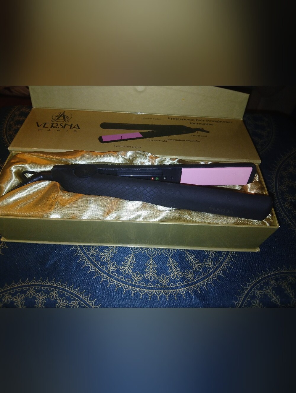 Versha Professional Women’s Pink and Black Hair Straightener